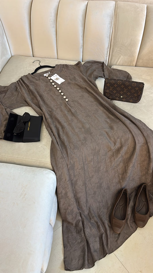 Robe Nour