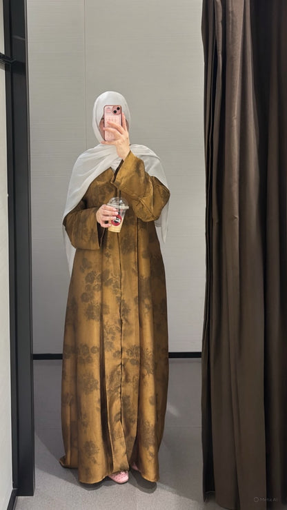 عباية لمسة